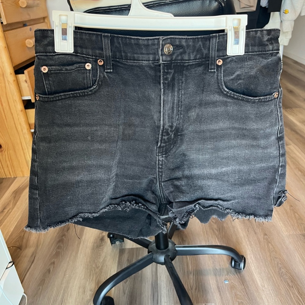 American Eagle Women's Black Denim Shorts